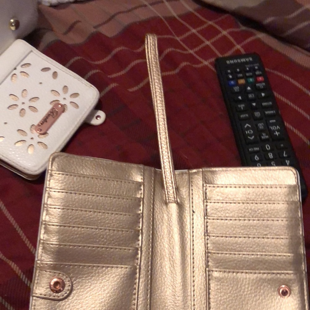 Button wallet - Picture 3 of 5